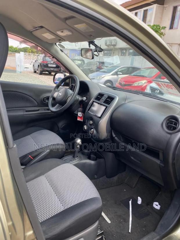 Nissan March 1.2 FWD 2014 Green