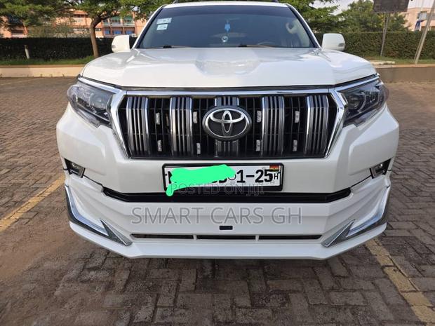 Toyota Land Cruiser Prado 2013 White