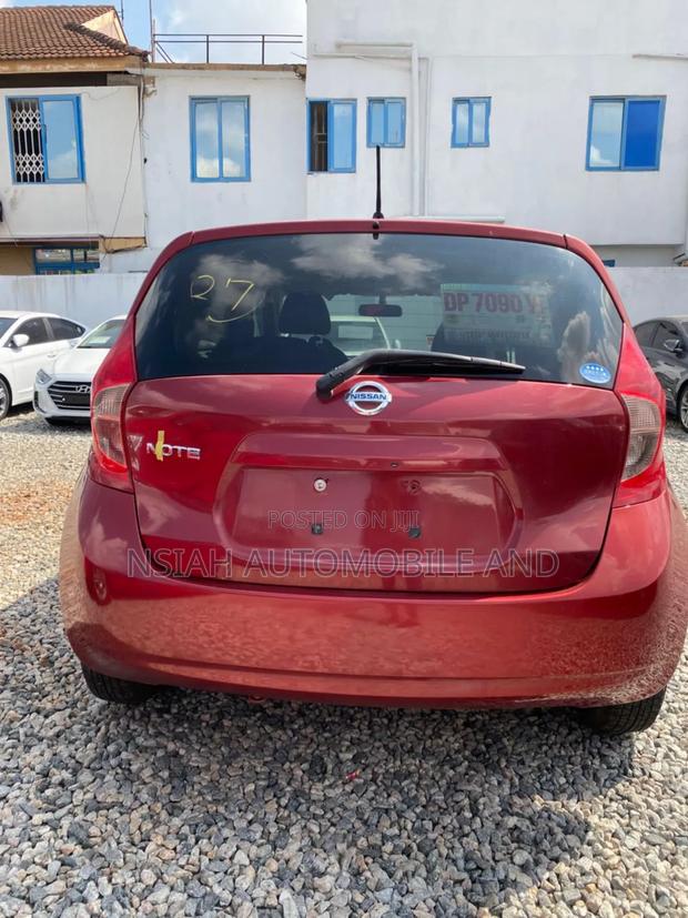 Nissan Note 1.6 Petrol 2013 Red