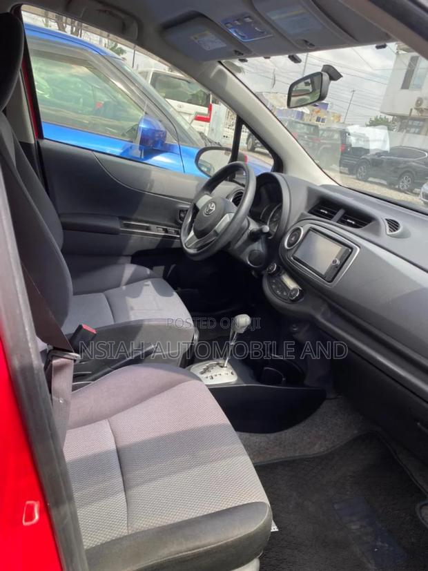 Toyota Vitz 2013 Red
