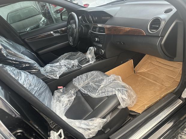 Mercedes-Benz C250 2014 Black