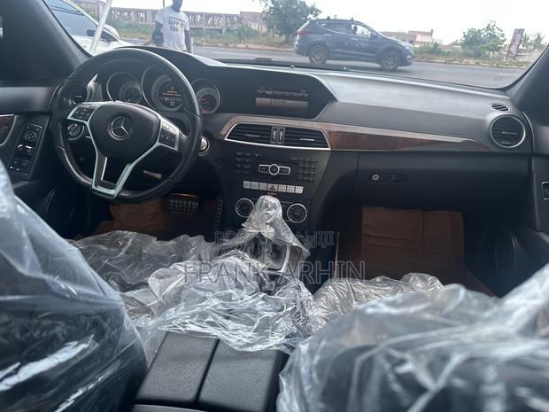 Mercedes-Benz C250 2014 Black