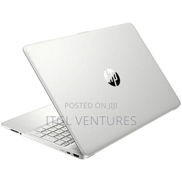 New Laptop HP 250 G10 8GB Intel Core I3 SSD 512GB photo 2