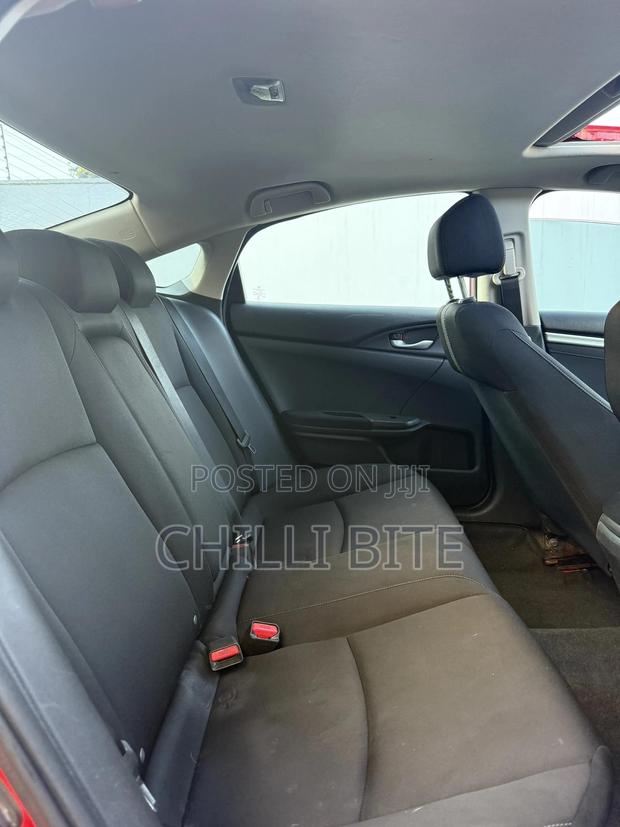 Honda Civic EX Sedan 2019 Red photo 9
