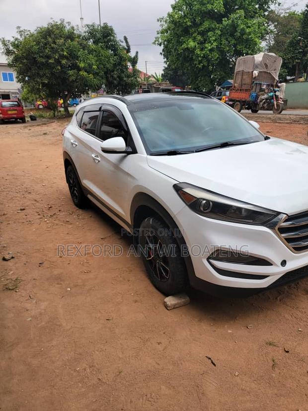 Hyundai Tucson 2017 White