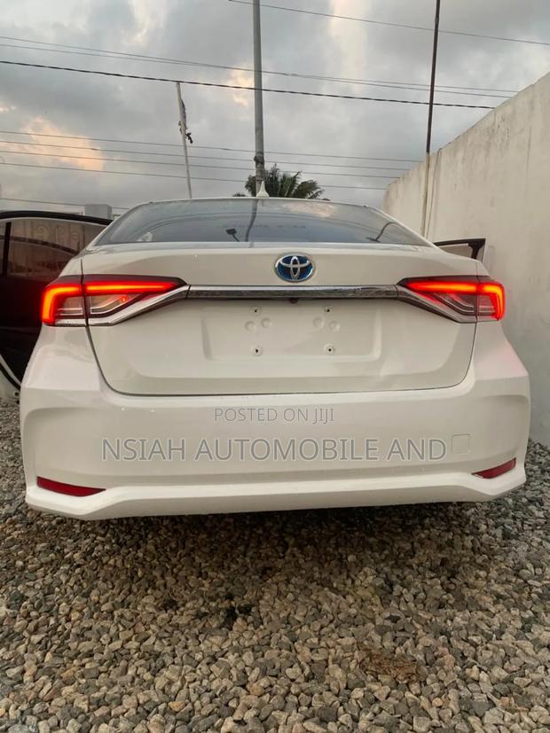 Toyota Corolla XSE 2020 White
