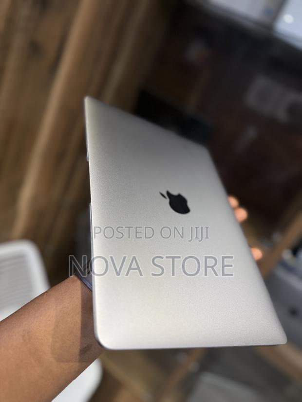 Laptop Apple MacBook 2016 8GB Intel Core M3 SSD 256GB photo 2