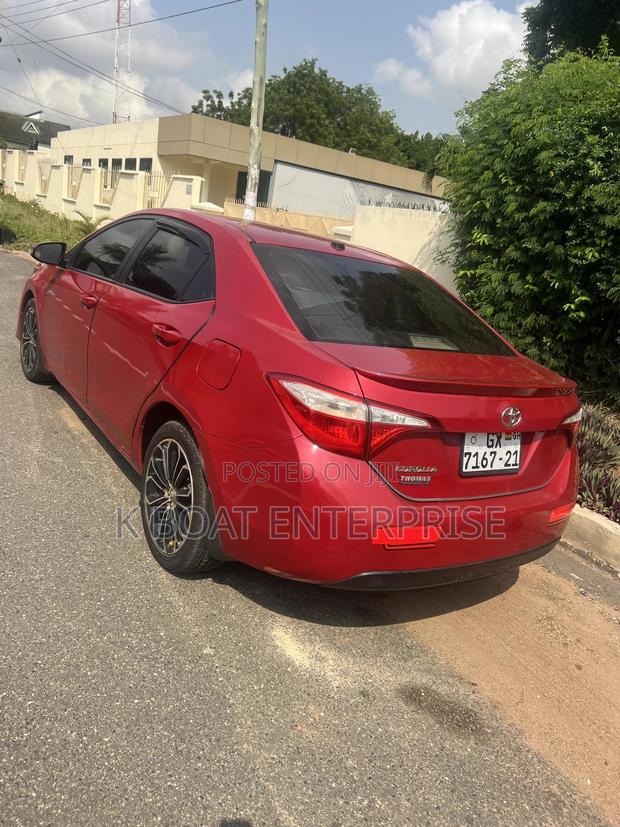 Toyota Corolla S 4dr Sedan (1.8L 4cyl CVT) 2016 Red photo 7