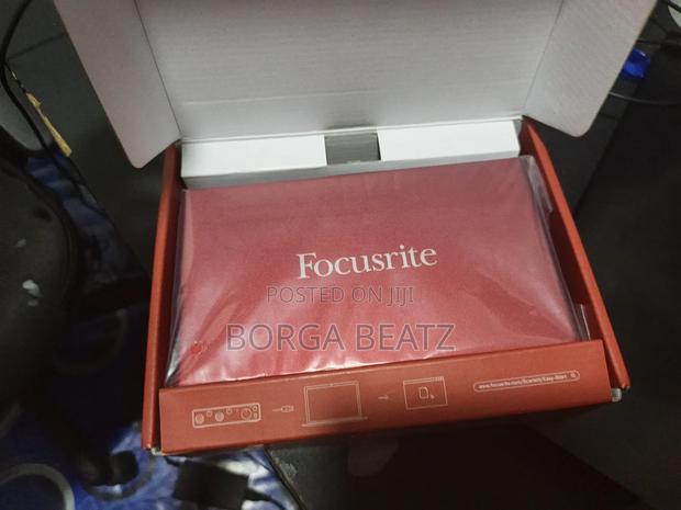 Focusrite 4i4 3rd Studio Soundcard (Audio Interface) photo 4