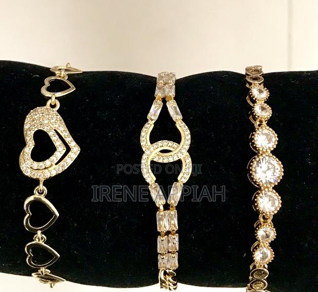 Classy Bracelets for Ladies · Photo 3