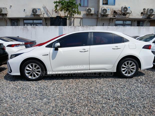 Toyota Corolla XSE 2020 White