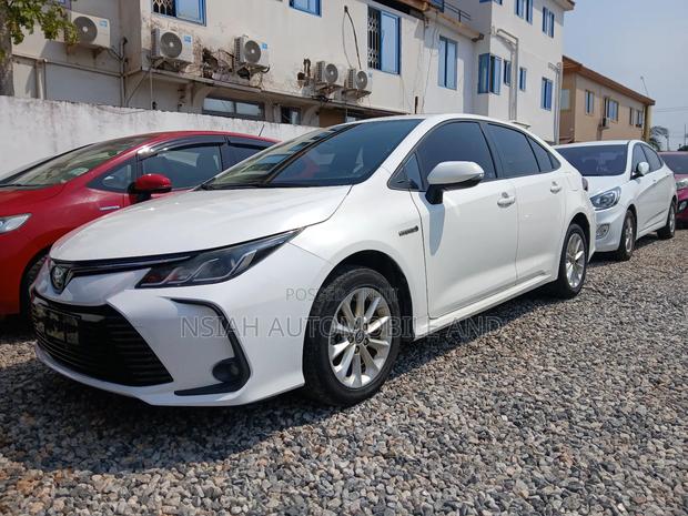 Toyota Corolla XSE 2020 White