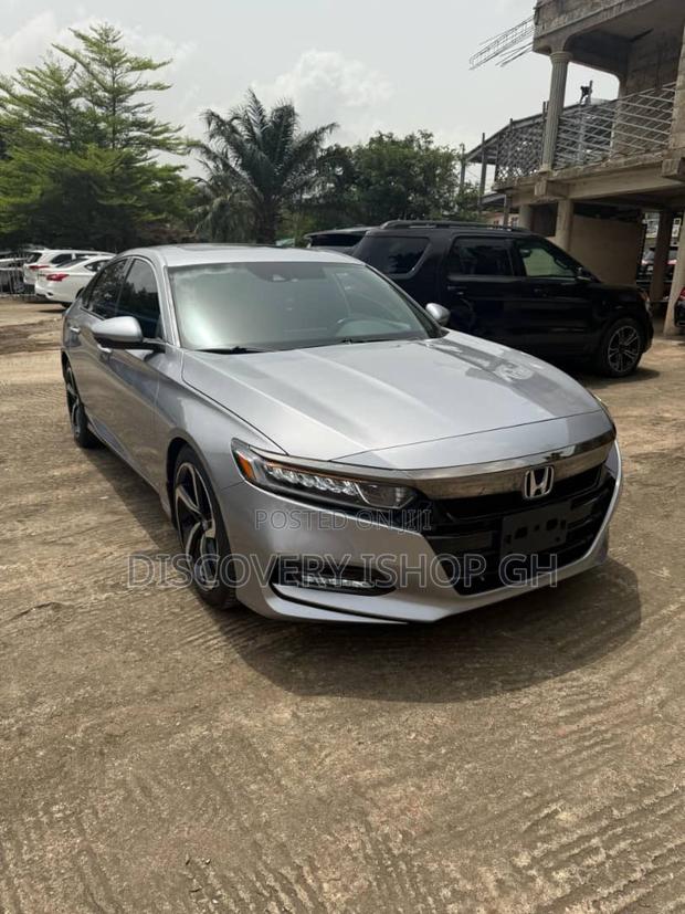 Honda Accord Sport (1.5L 4cyl Turbo CVT) 2019 Silver