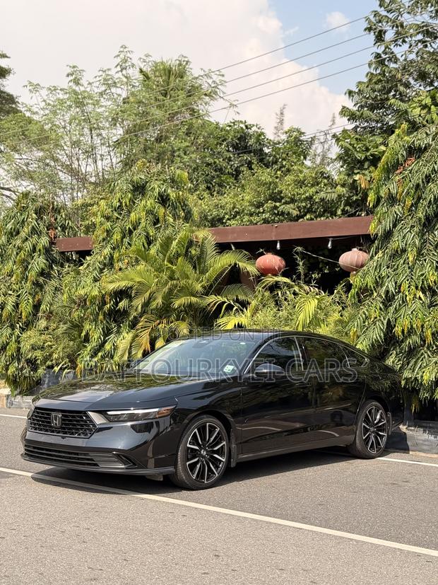 Honda Accord EX CVT 2023 Black photo 4
