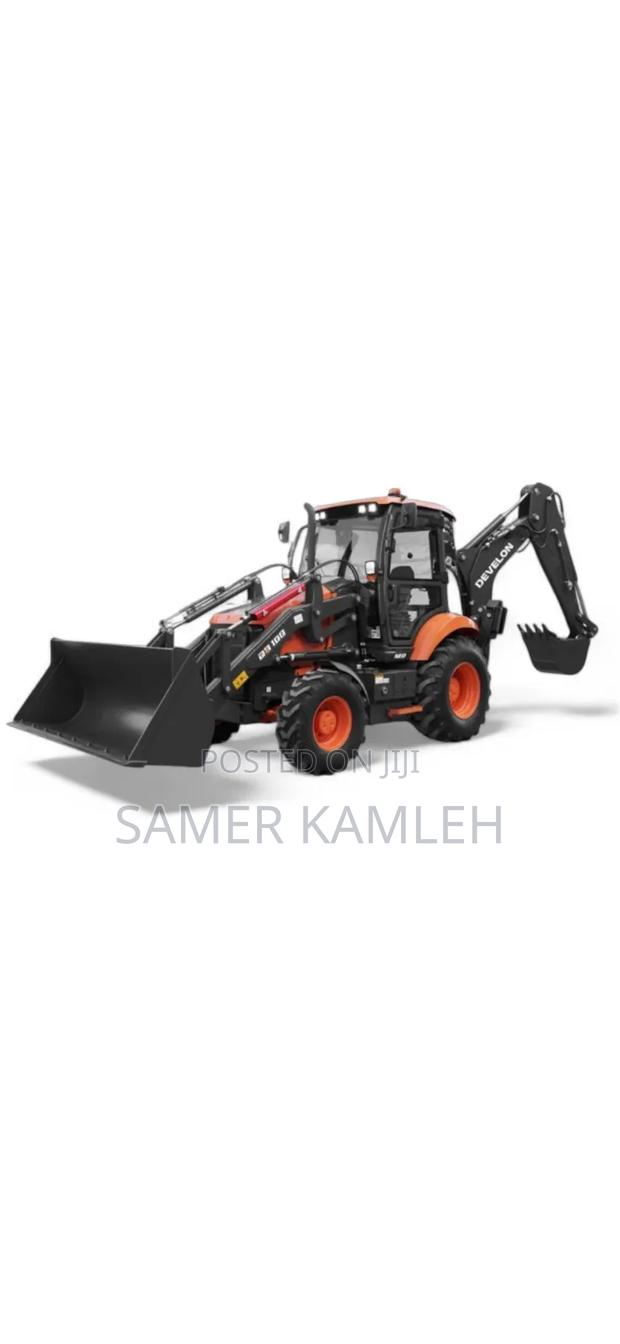 Develon Backhoe · Photo 4