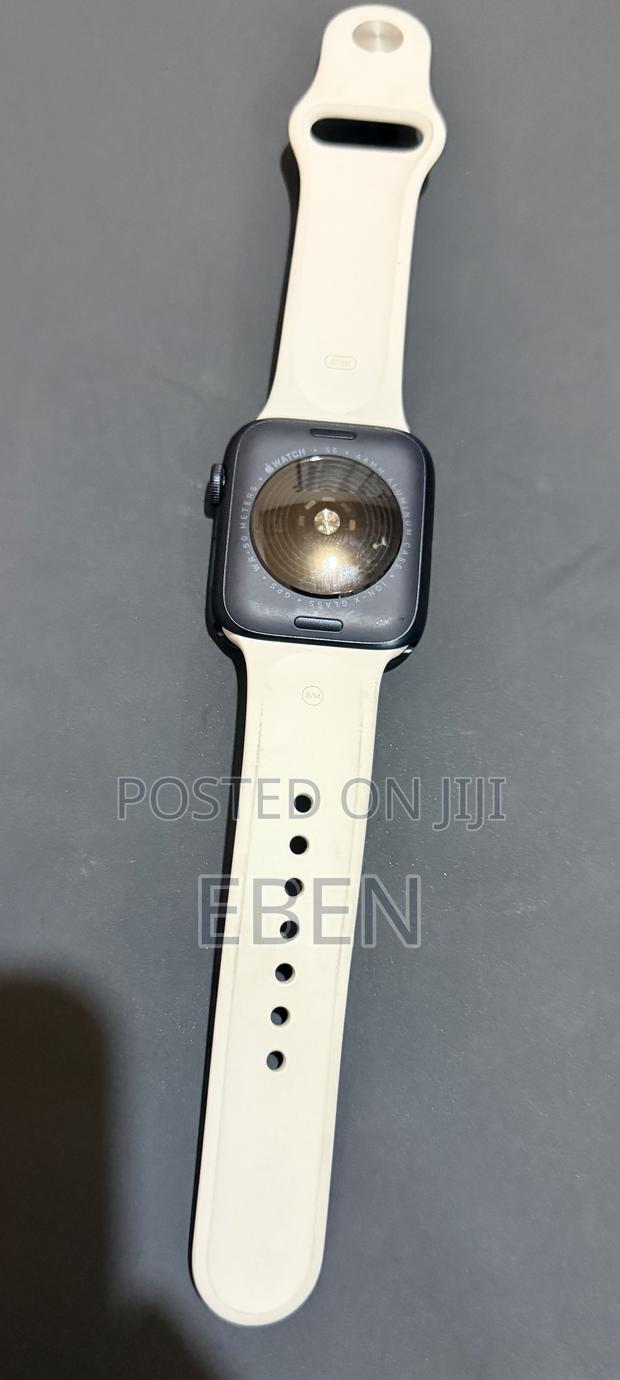 Apple Watch Se (2n Gen) 100% Battery photo 2