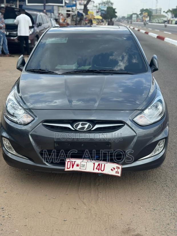 Hyundai Accent GLS 4dr Sedan (1.6L 4cyl 6A) 2014 Gray