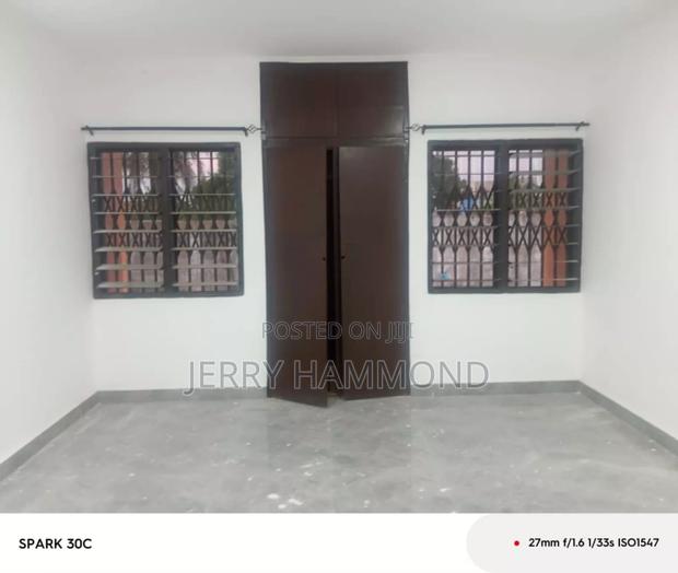 3bdrm Apartment in Teshie Lekman, New Town for rent · Photo 2