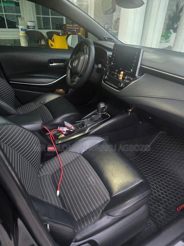 Toyota Corolla 2022 Black photo 4