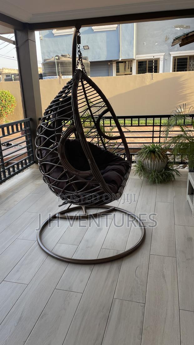 Hanging Egg Swing Chair photo 6