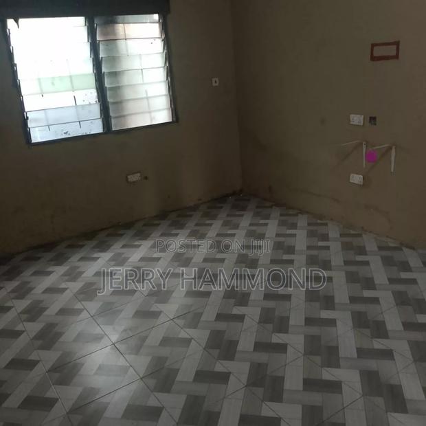 1bdrm Apartment in Teshie Malic Round, New Town for rent · Photo 3