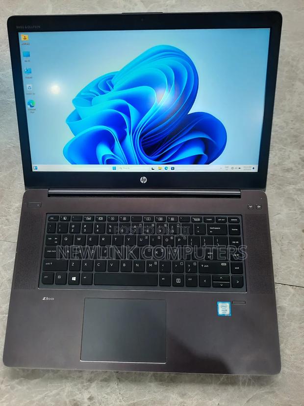 Laptop HP ZBook Studio G3 32GB Intel Xeon SSD 512GB photo 6