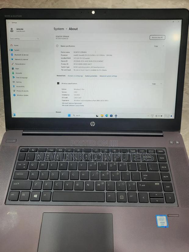 Laptop HP ZBook Studio G3 32GB Intel Xeon SSD 512GB photo 8