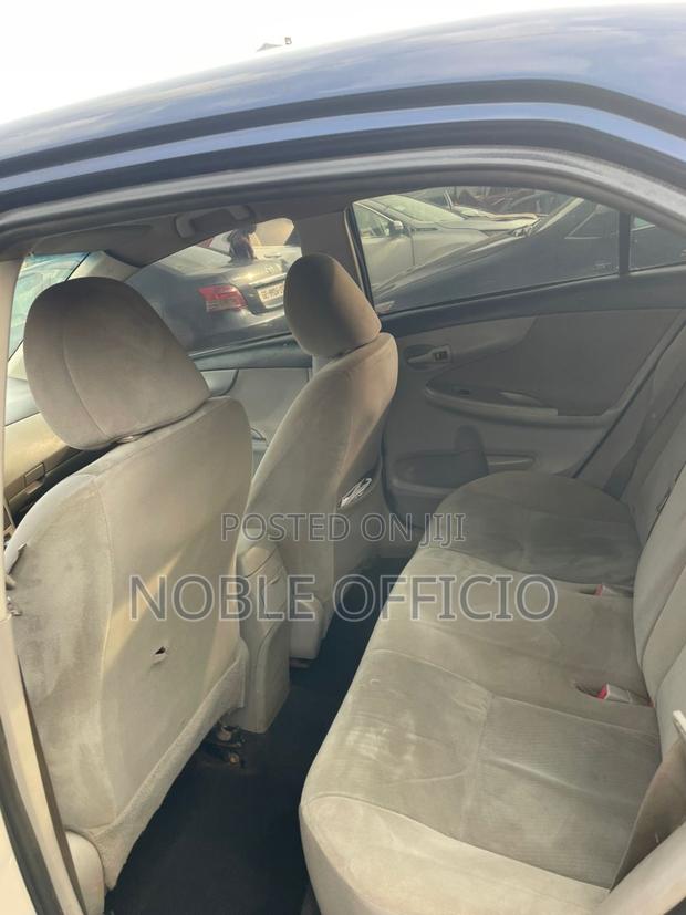 Toyota Corolla 2013 Blue