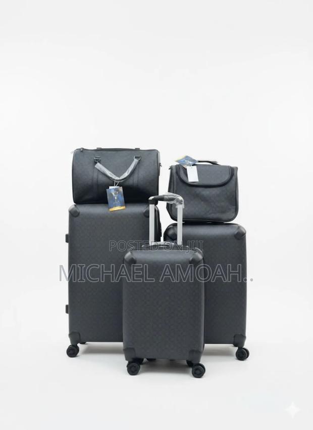 Suitable Luggage photo 2