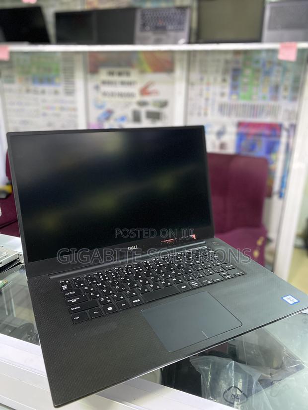 Laptop Dell Precision 5530 32GB Intel Xeon SSD 512GB photo 4