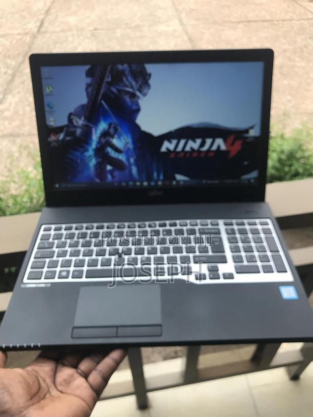 Laptop Fujitsu Lifebook A357 16GB Intel SSD 256GB