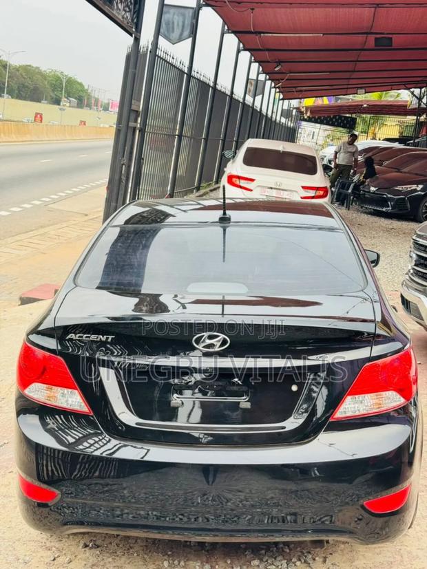 Hyundai Accent GLS 4dr Sedan (1.6L 4cyl 6M) 2014 Black