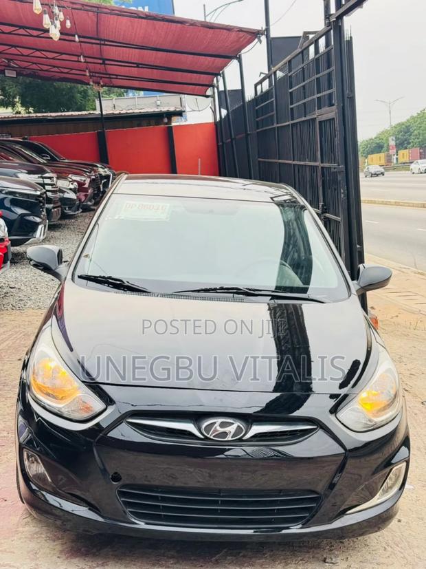 Hyundai Accent GLS 4dr Sedan (1.6L 4cyl 6M) 2014 Black