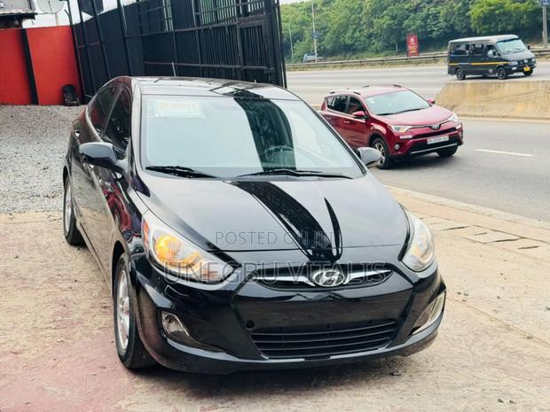 Hyundai Accent GLS 4dr Sedan (1.6L 4cyl 6M) 2014 Black