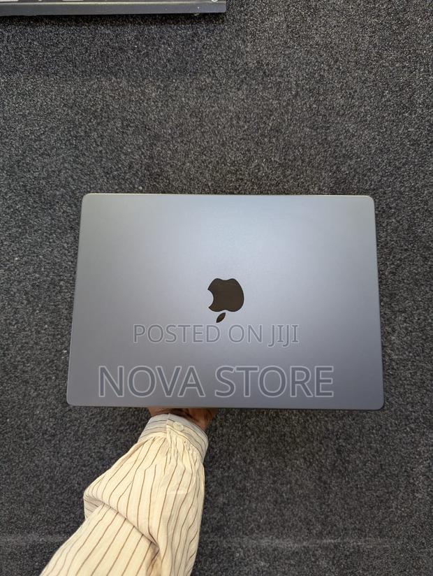 Laptop Apple MacBook Pro 2024 M4 14-Inch 24GB Apple M4 Pro SSD 512GB photo 3