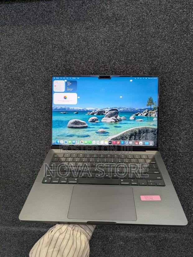 Laptop Apple MacBook Pro 2024 M4 14-Inch 24GB Apple M4 Pro SSD 512GB