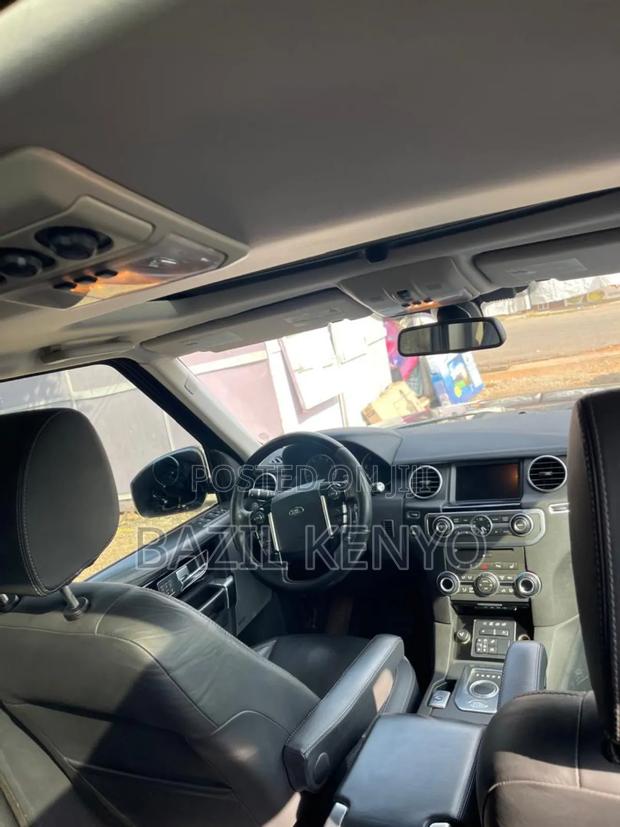 Land Rover Lr4 4dr SUV 4WD (3.0L 6cyl S/C 8A) 2014 Black