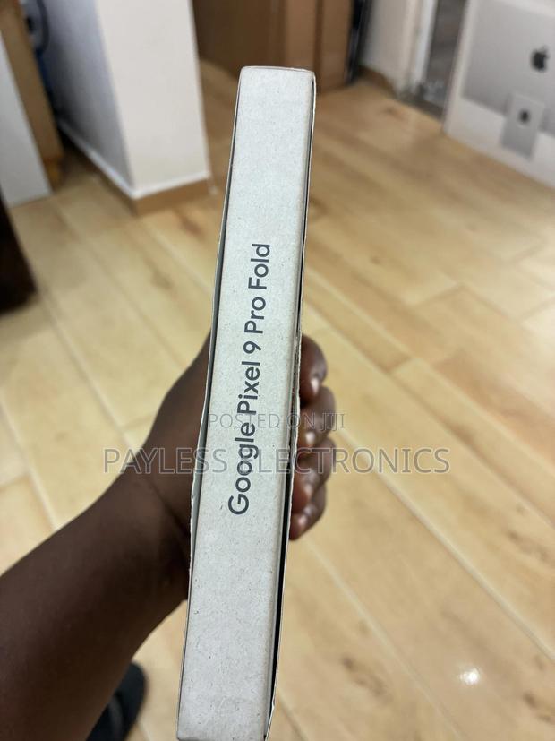 New Google Pixel 9 Pro Fold 256 GB Black photo 2