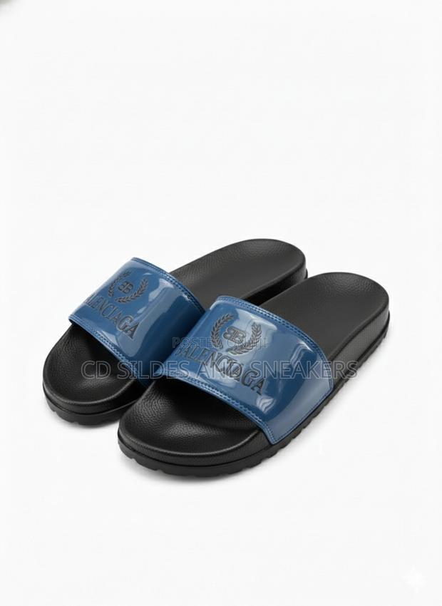 Balenciaga Slides 30 Pieces in a Box photo 3
