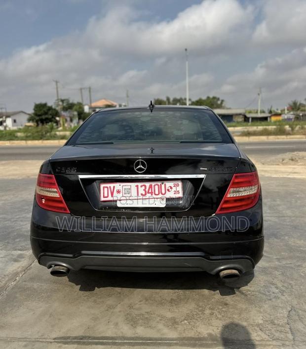 Mercedes-Benz C300 Sport 4Matic Sedan AWD (3.0L 6cyl 7A) 2012 Black photo 6