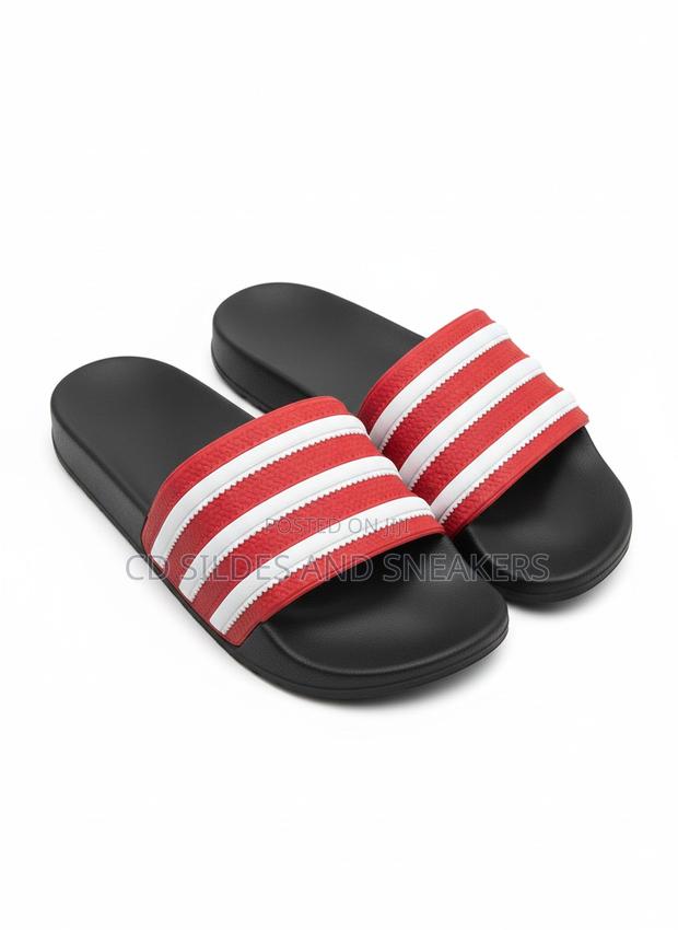 Adidas Slides – 30 Pairs in a Box | Wholesale Retail