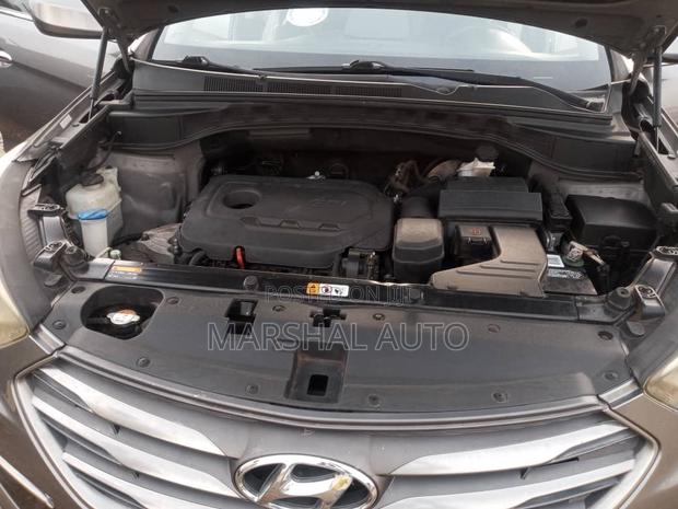 Hyundai Santa Fe SE AWD 2018 Gray photo 4