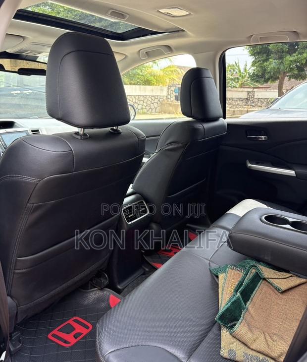 Honda CR-V Touring 4dr SUV (2.4L 4cyl CVT) 2016 Silver photo 5