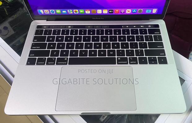 Laptop Apple MacBook Pro 2018 8GB Intel Core I5 SSD 256GB photo 2