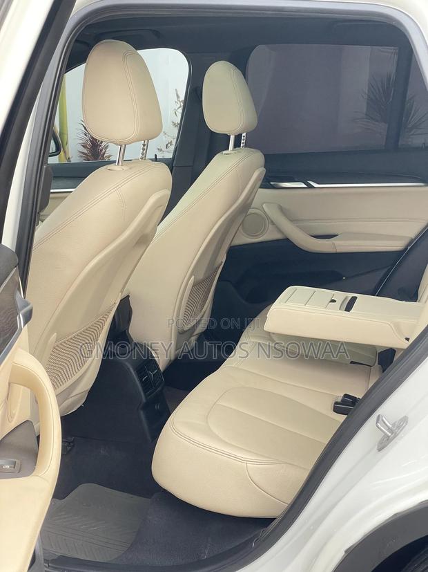 BMW X1 xDrive28i AWD 2018 White