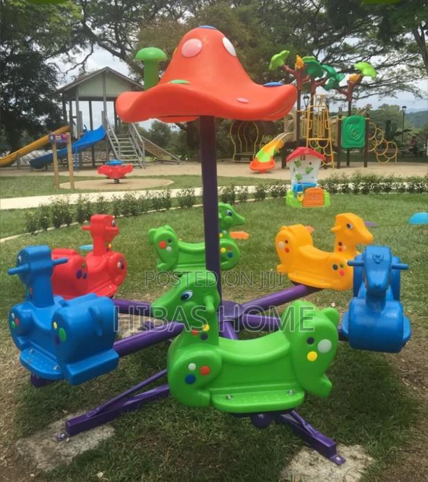 6 Seater Mushroom Stand Merry Go Round photo 2