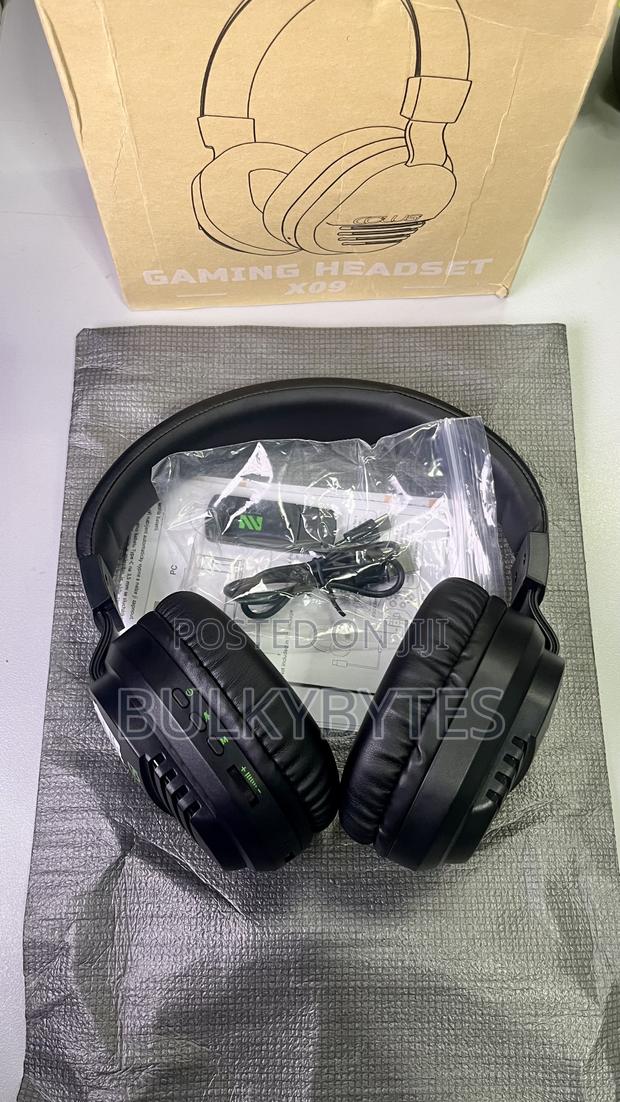 Colusi X09 Wireless Gaming Headset photo 2