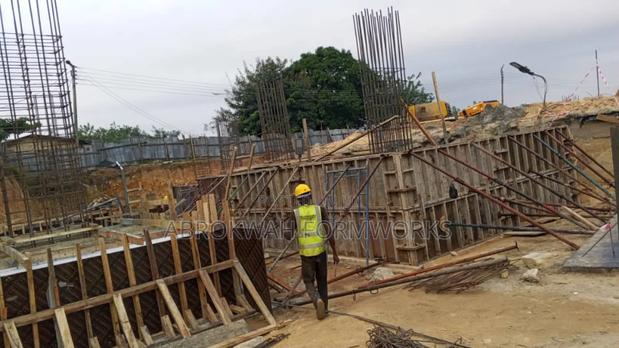 Pillars /Formwork/Columns/Decking/Floor photo 3