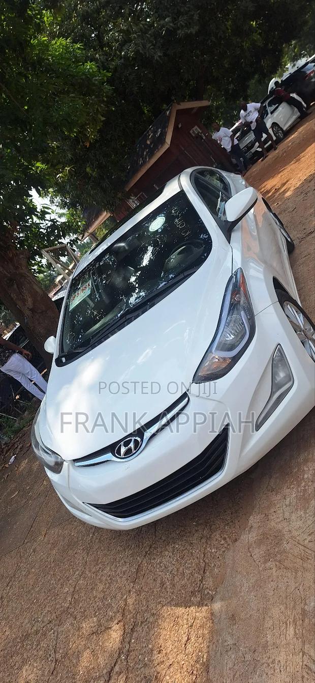 Hyundai Elantra Limited 4dr Sedan (1.8L 4cyl 6A) 2015 White