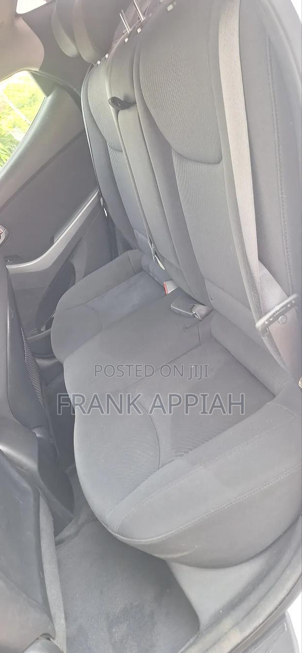 Hyundai Elantra Limited 4dr Sedan (1.8L 4cyl 6A) 2015 White